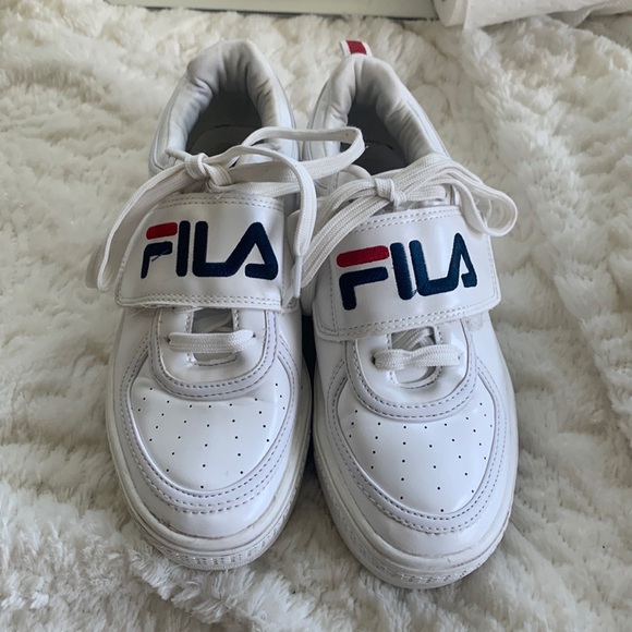 fila sneakers - Picture 3 of 3